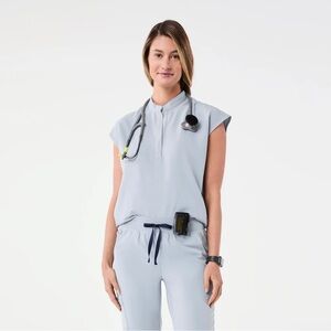 Figs Scrub Set in Dusty Blue